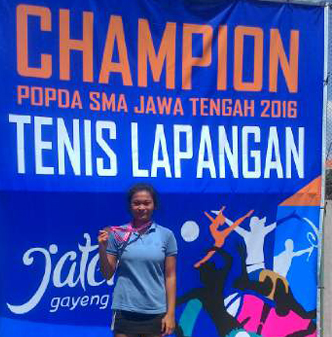 Klik untuk memperbesar Juara 1 tennis Lapangan | Deffa Juara 1 Tennis Lapangan Juara 1 tennis Lapangan