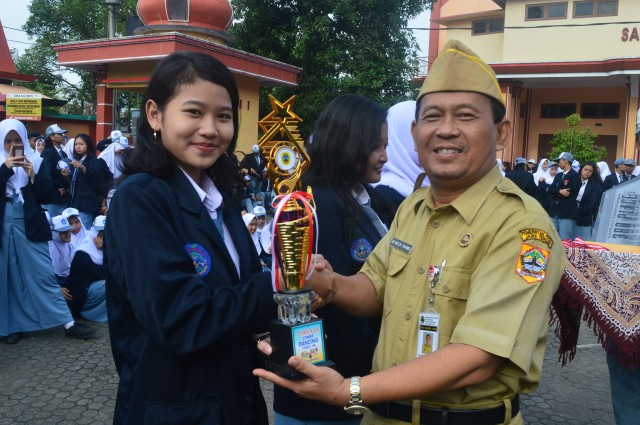 Klik untuk memperbesar JUARA 3 LOMBA DANCING TINGKAT SMA | JUARA 3 LOMBA DANCING TINGKAT SMA