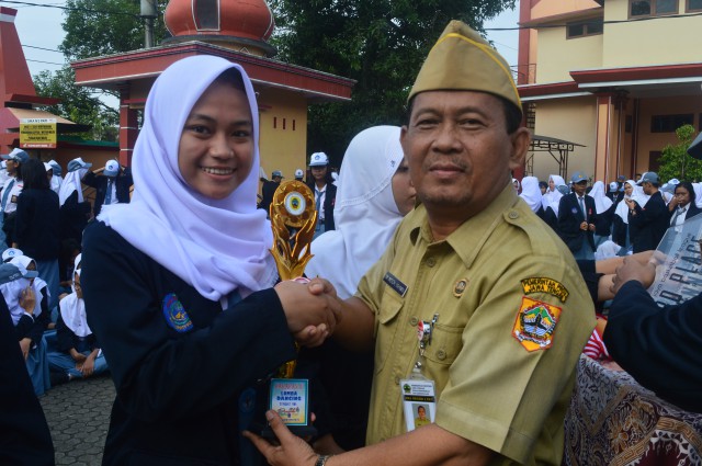 Klik untuk memperbesar JUARA HARAPAN III LOMBA DANCING TINGKAT SMA | JUARA HARAPAN III LOMBA DANCING TINGKAT SMA